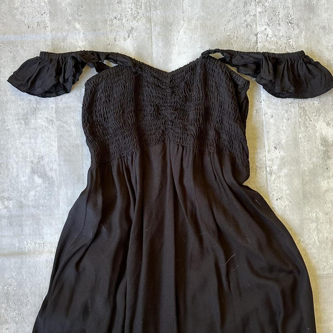 Raviya Women's Black Dress | Depop