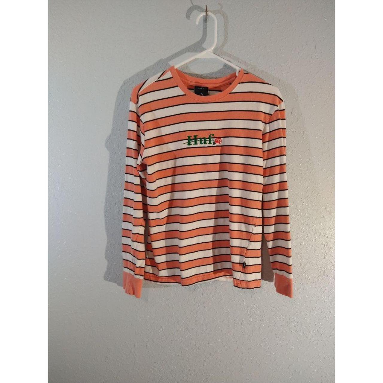 peach and white nike shirt