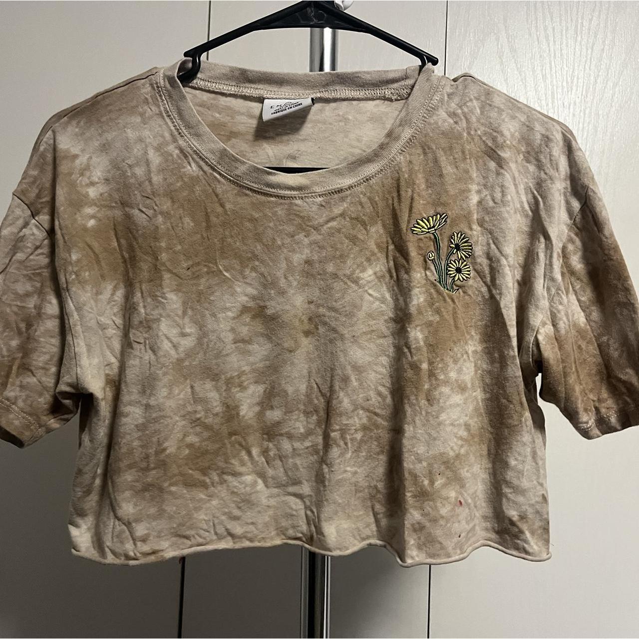 Zumiez Women's Tan and White Croptop Depop