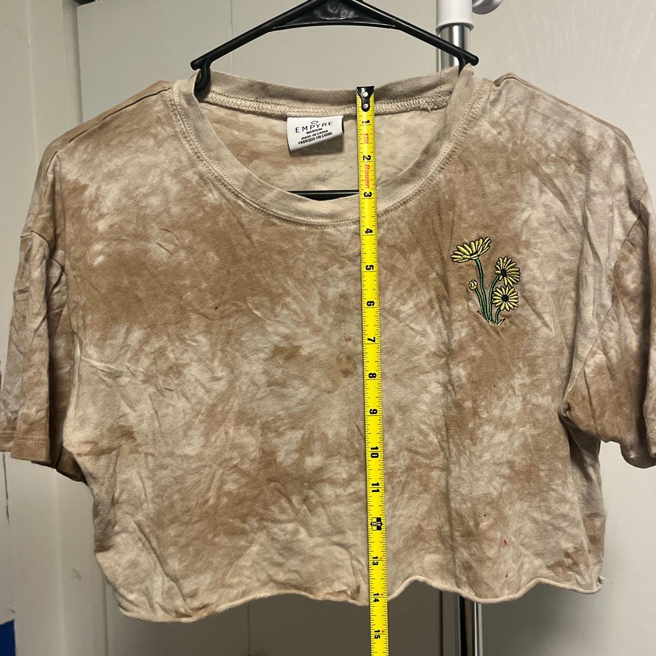 Zumiez Women's Tan and White Croptop Depop