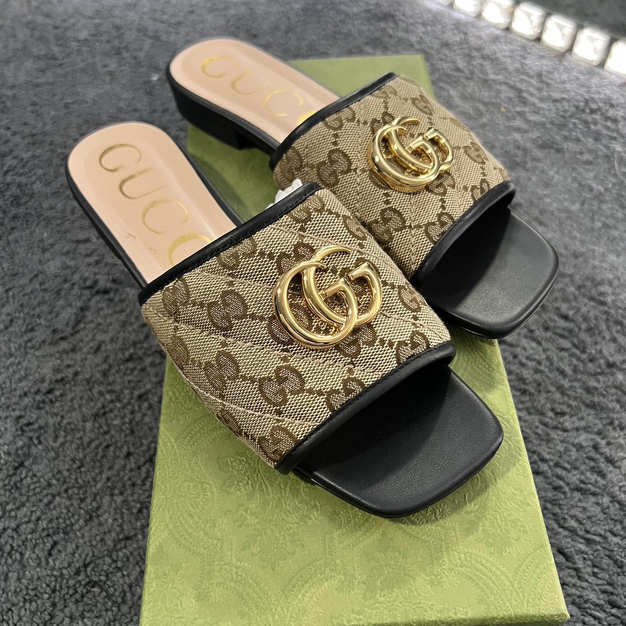 Gucci matelasse slides discount womens