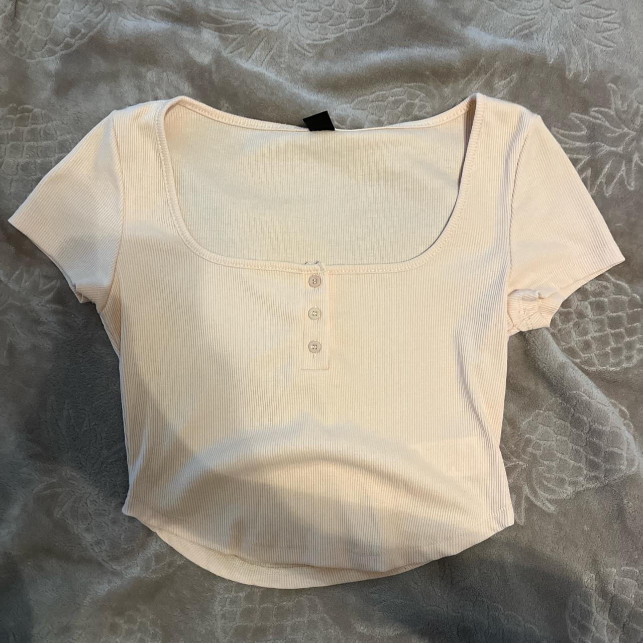 SHEIN EZwear ribbed buttoned curved crop top ➵ - Depop