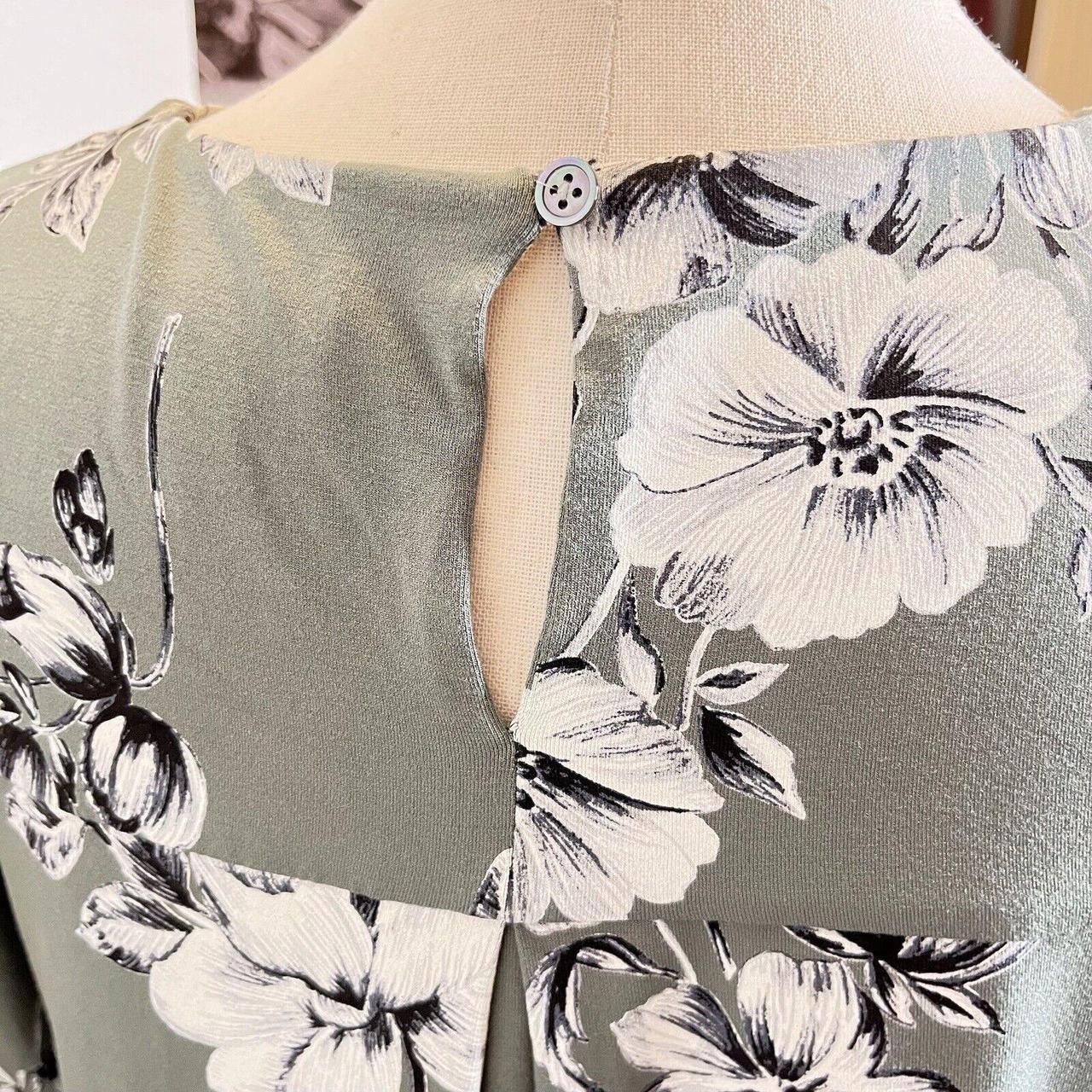 J. Jill Women's Size Small Floral Embroidered Black - Depop