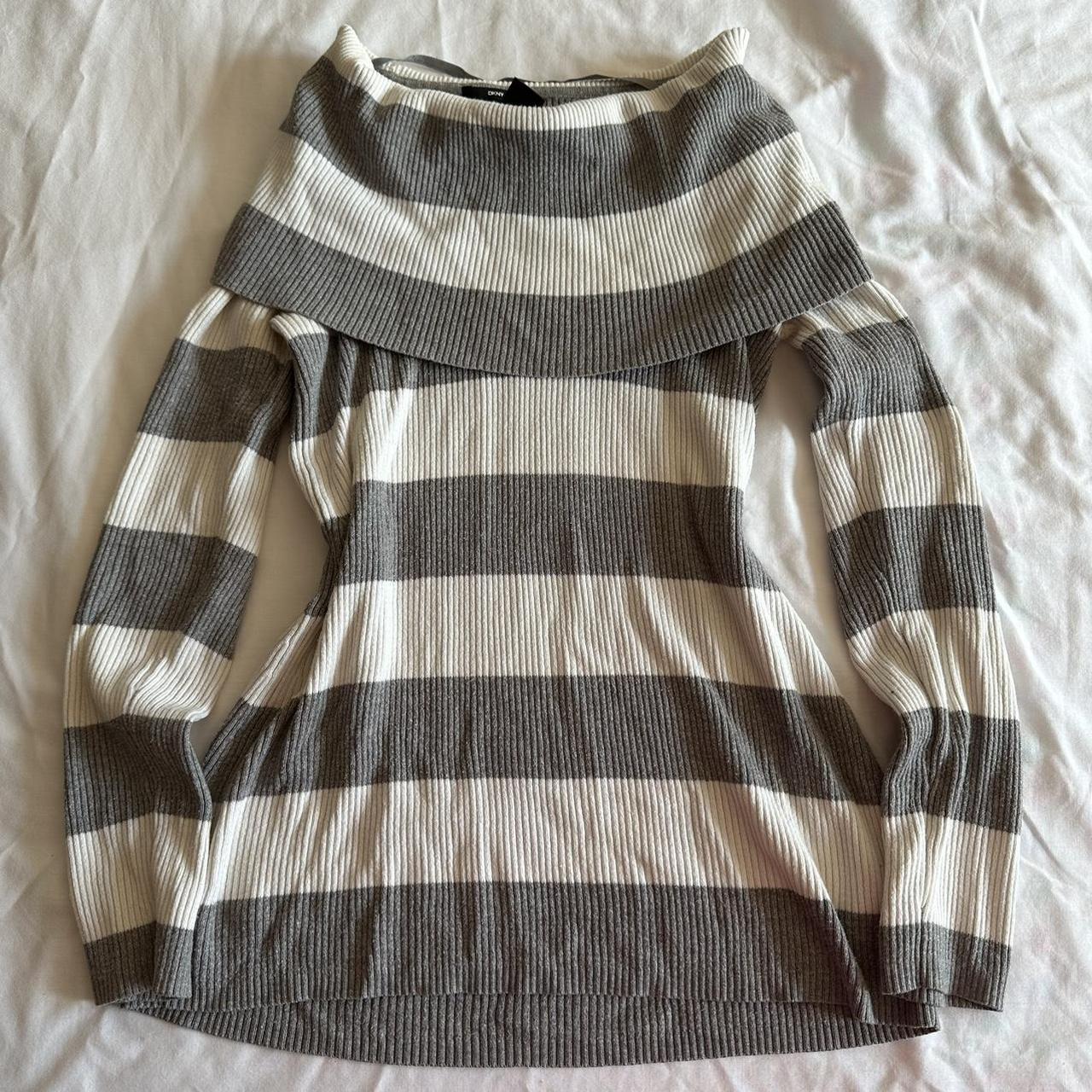 Y2k off the shoulder sweater Vintage grey & white... - Depop