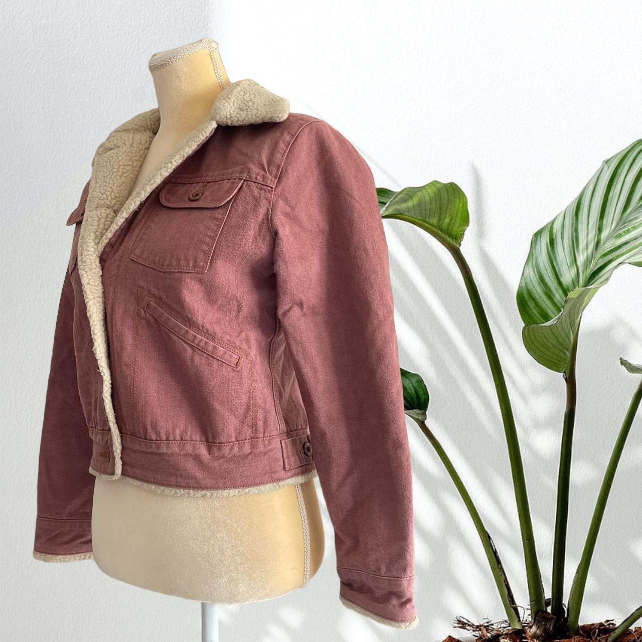 🍁Vintage pink sherpa jacket 🍁 Y2k pink Sherpa coat... Depop