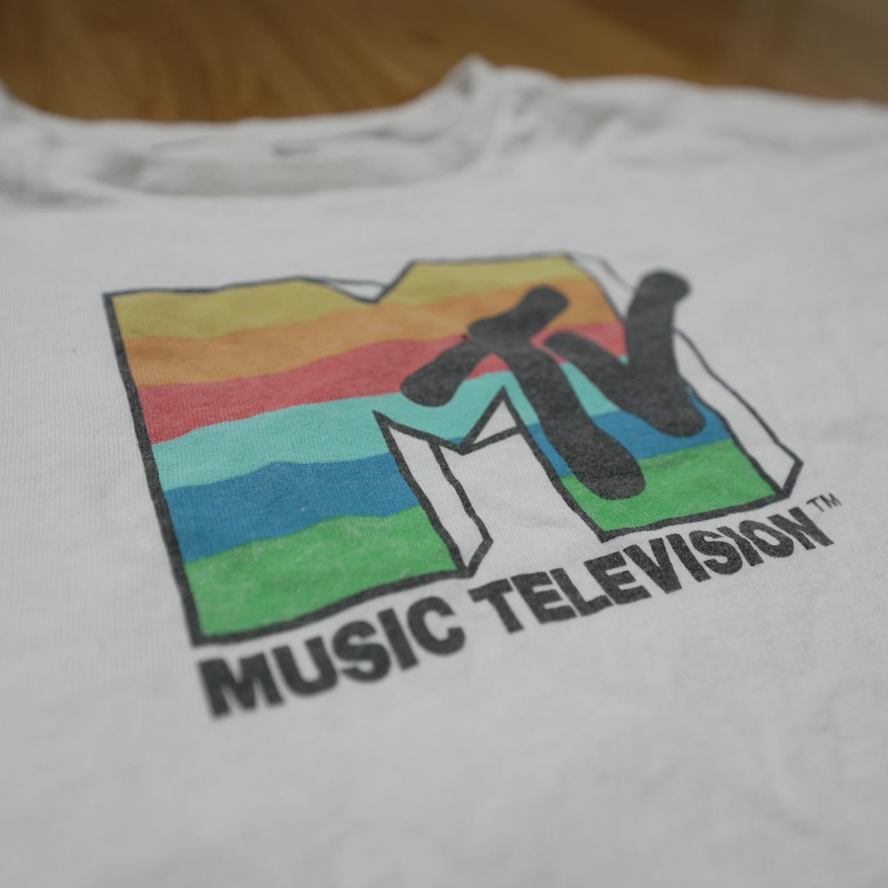 MVMT Men's Grey and White T-shirt (2)