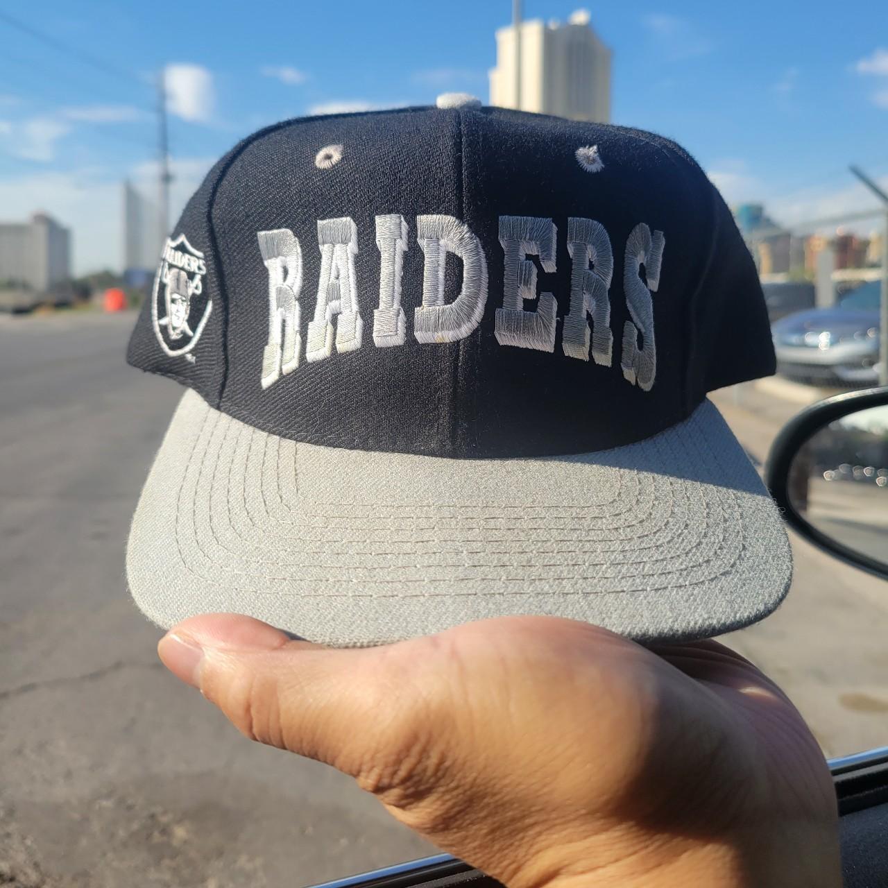 VINTAGE RAIDERS HAT