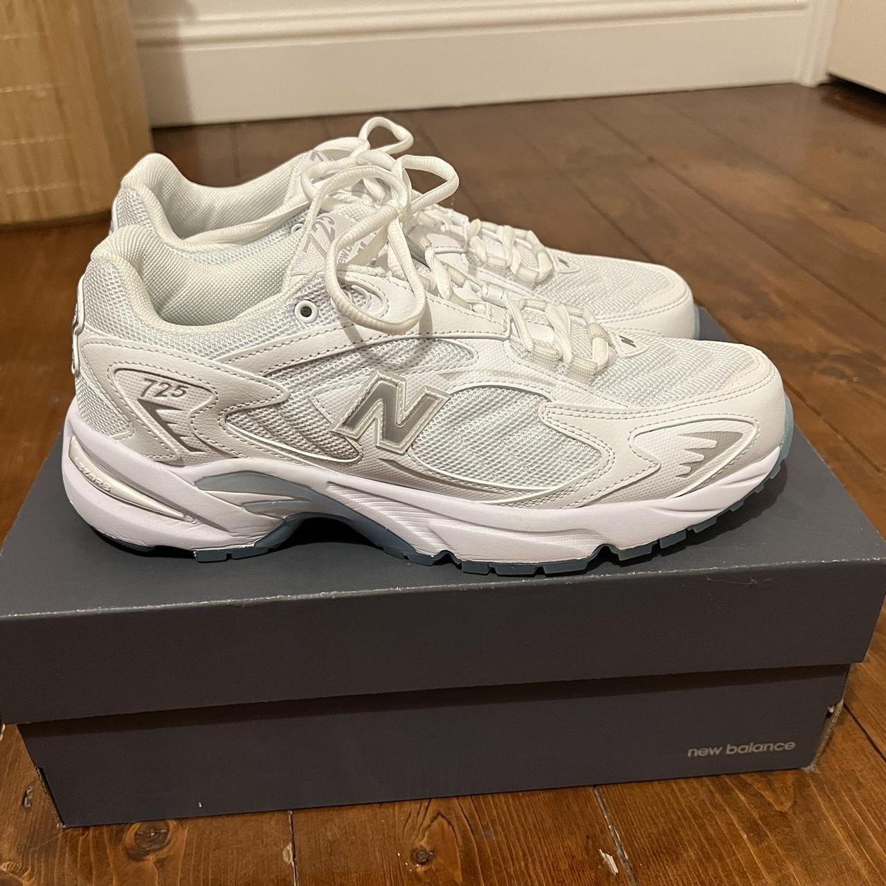 New Balance 725 in off white and silver, size... - Depop