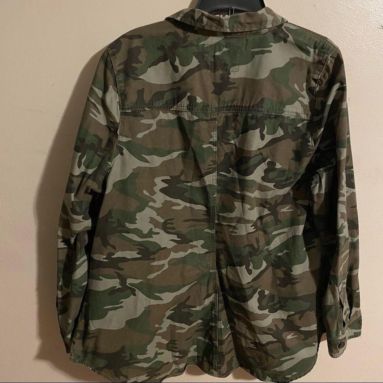 Size 3X Forever 21 Camo Jacket Good condition, no... - Depop