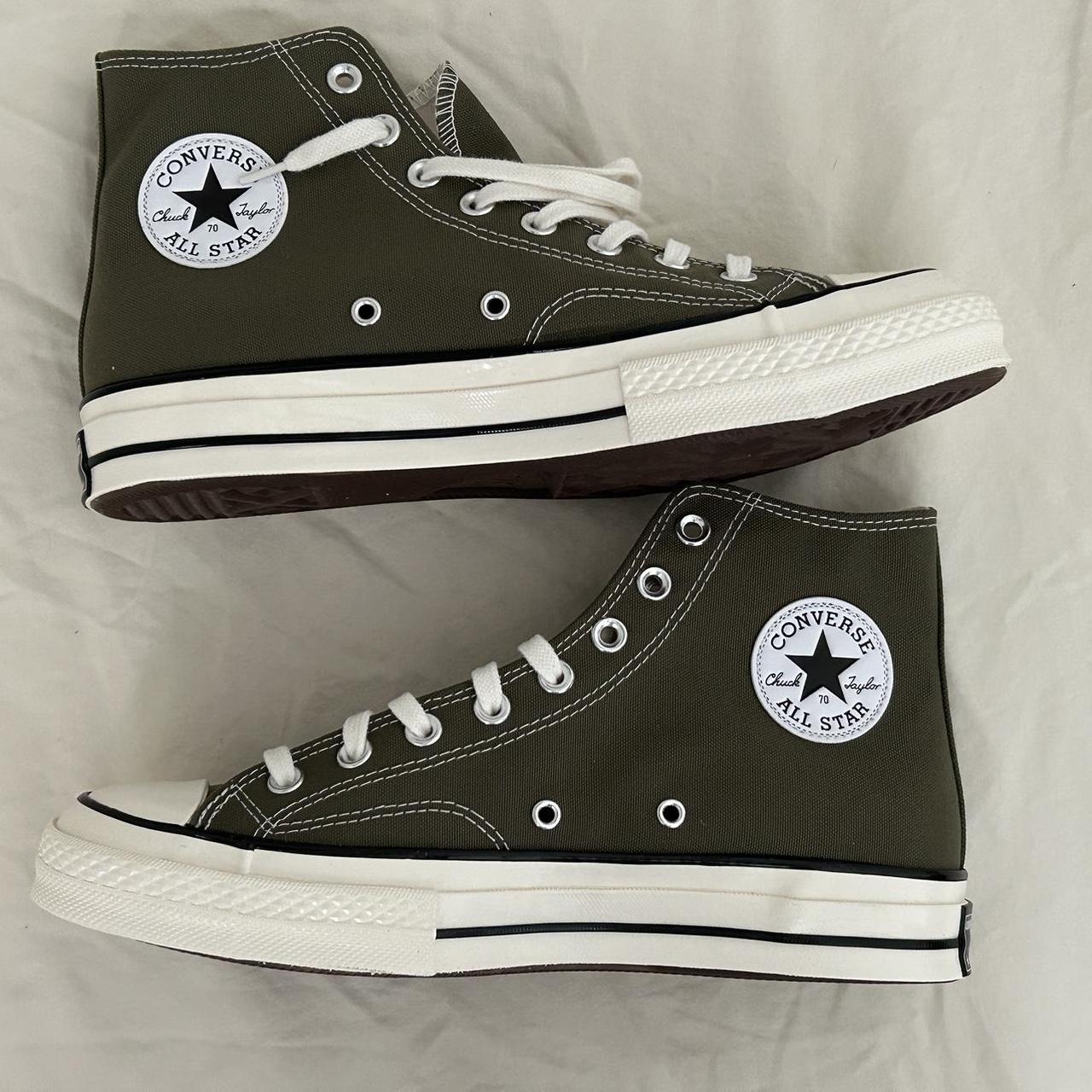 Khaki hot sale green converse