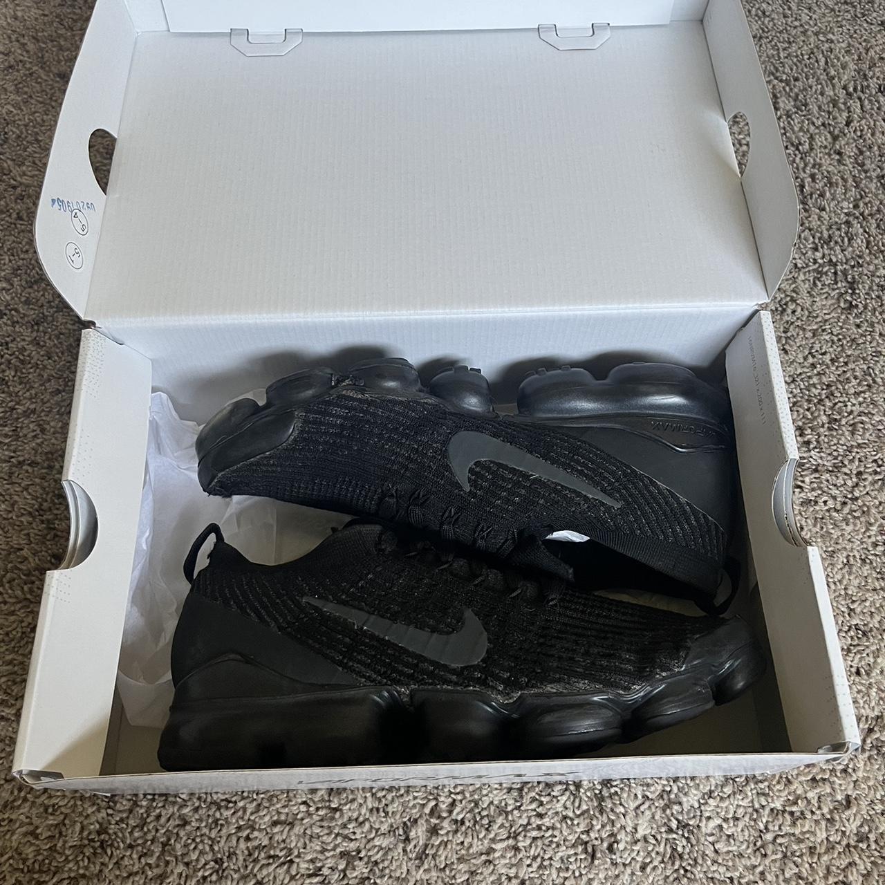 vapormax flyknit 3 triple black big kid