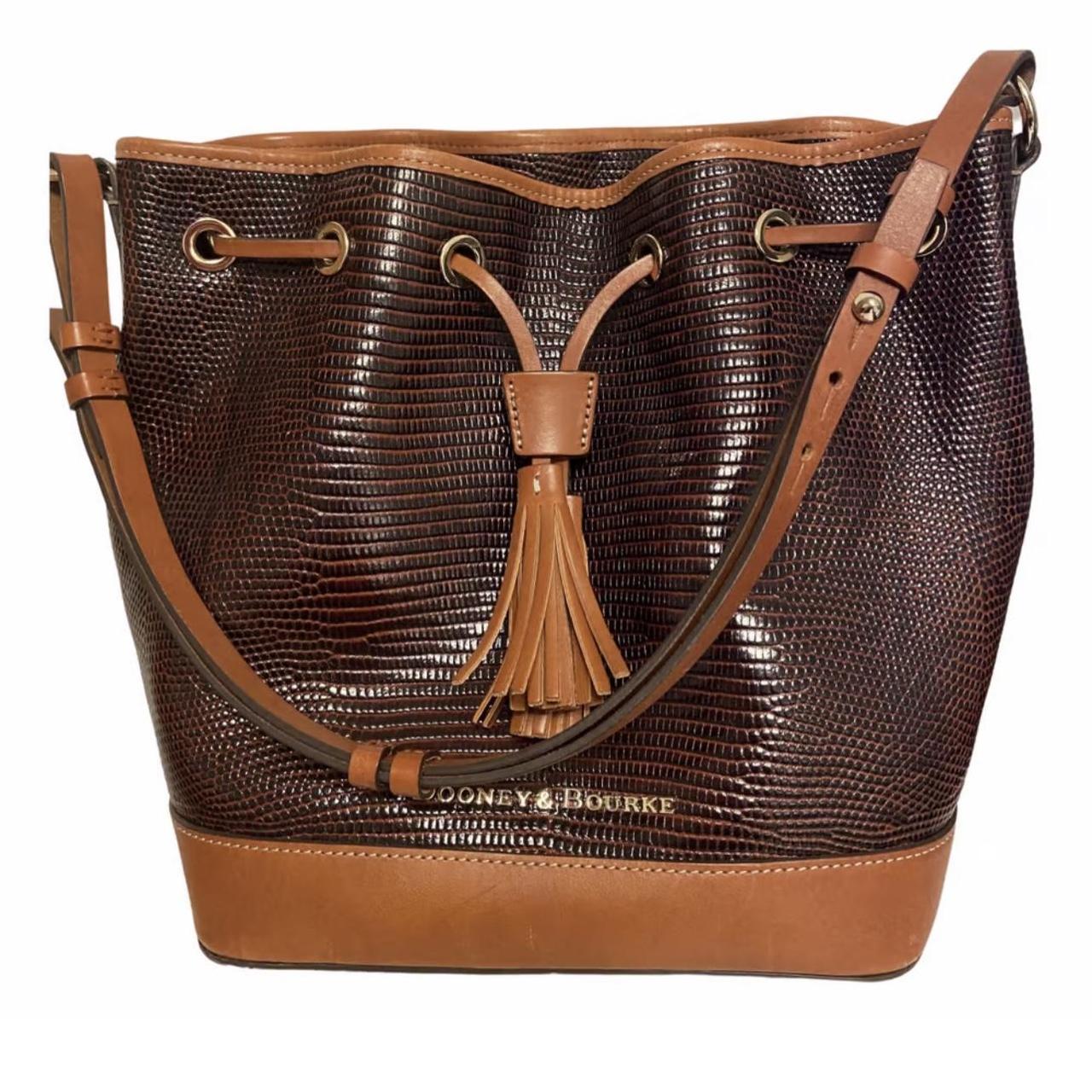 item listed by mayaliza87