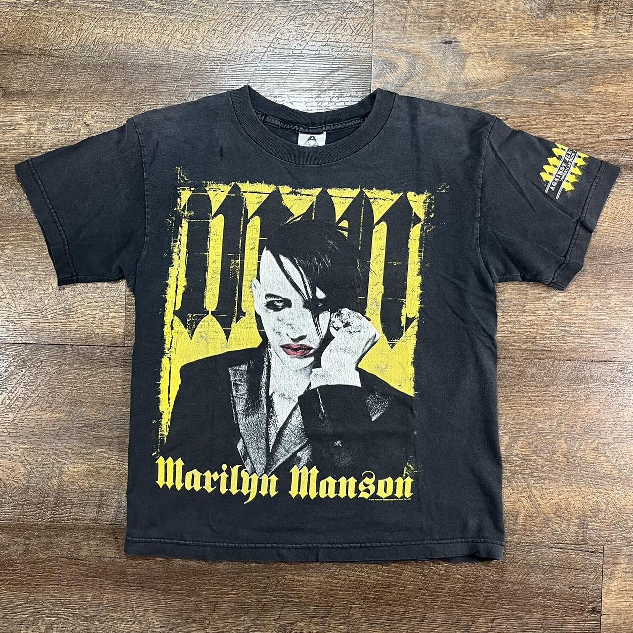 Marilyn manson hotsell tour t shirt