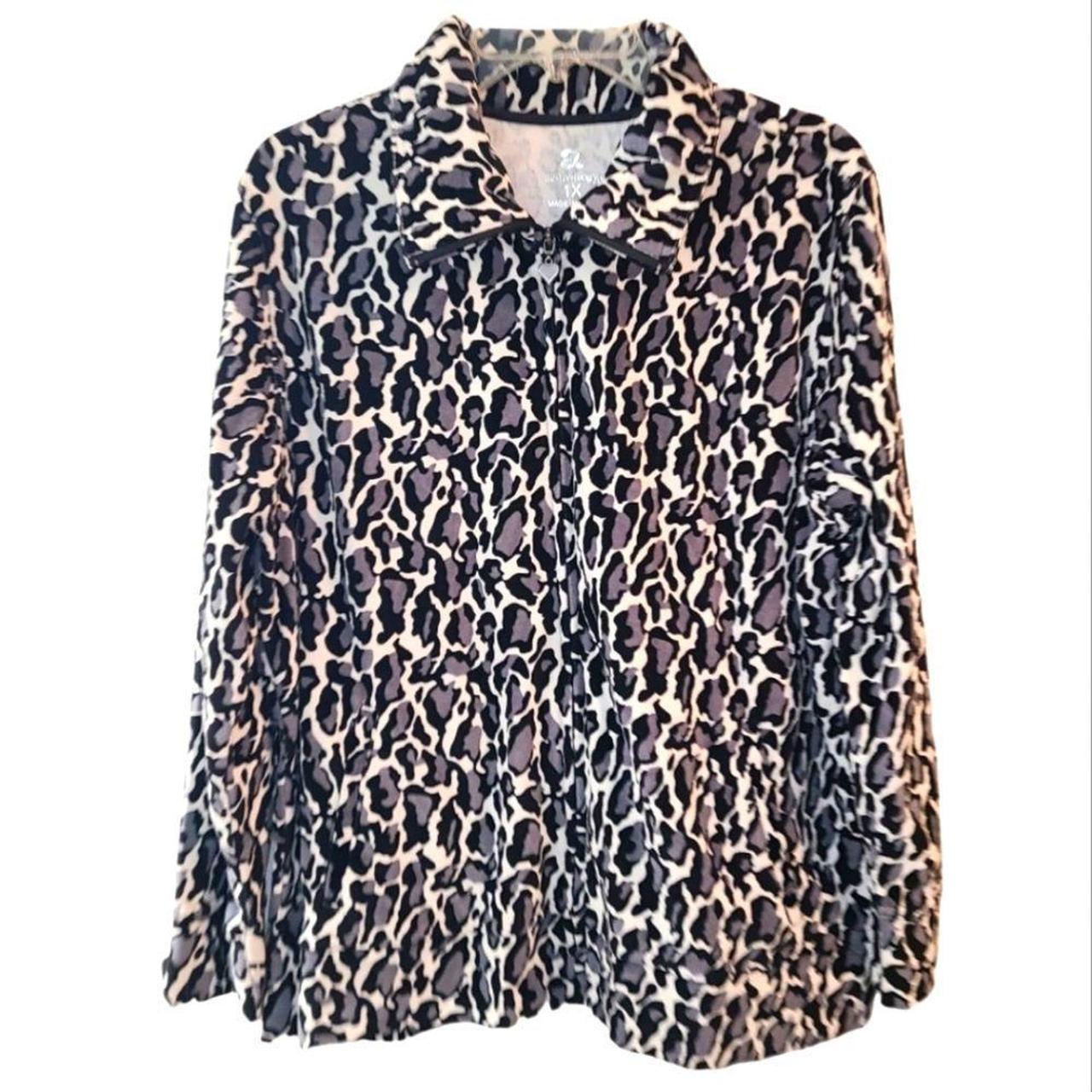 Ac tiv ology leopard print lightweight jacket in a Depop