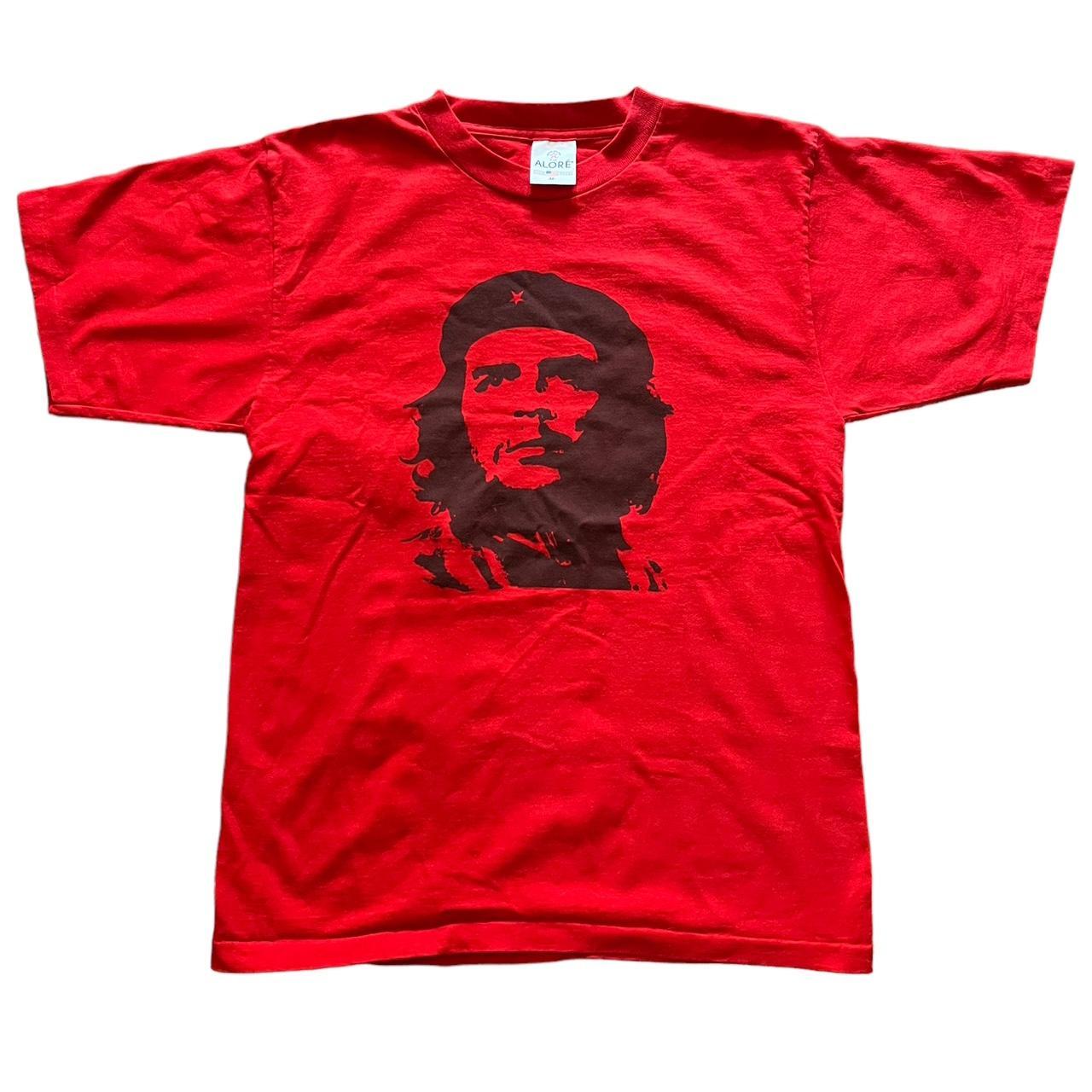Vintage red Che Guevara tee, fits like a medium but - Depop