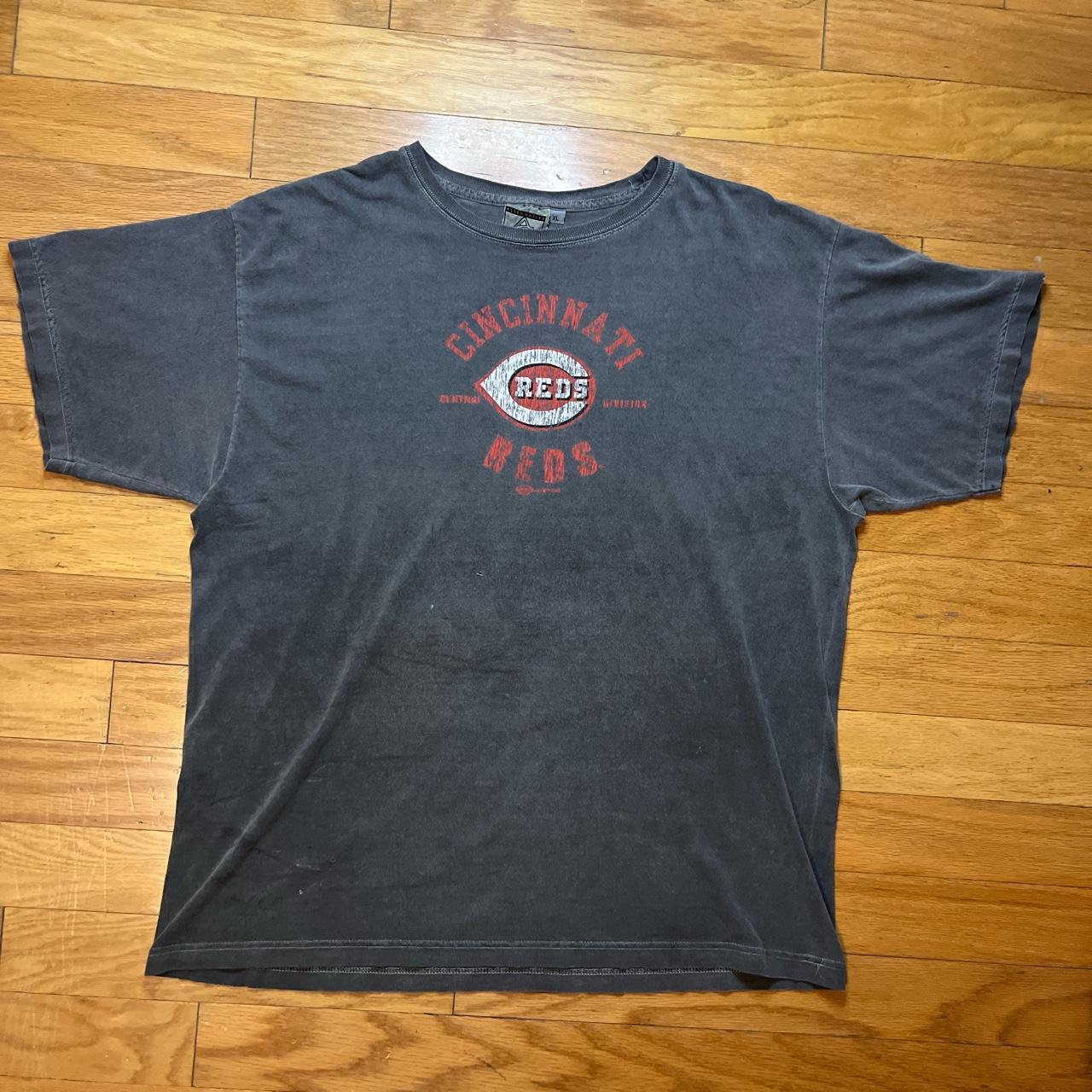 Vintage Cincinnati Reds Logo T-Shirt M - Grey – ENDKICKS