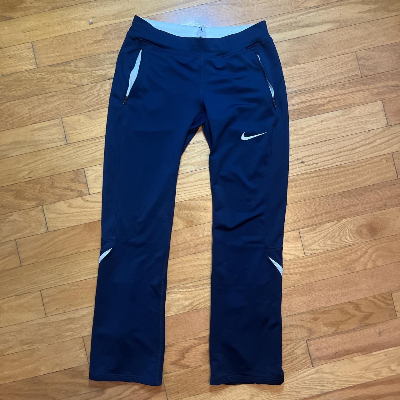 Women’s Nike Y2K athletic sweatpants, Size: Medium