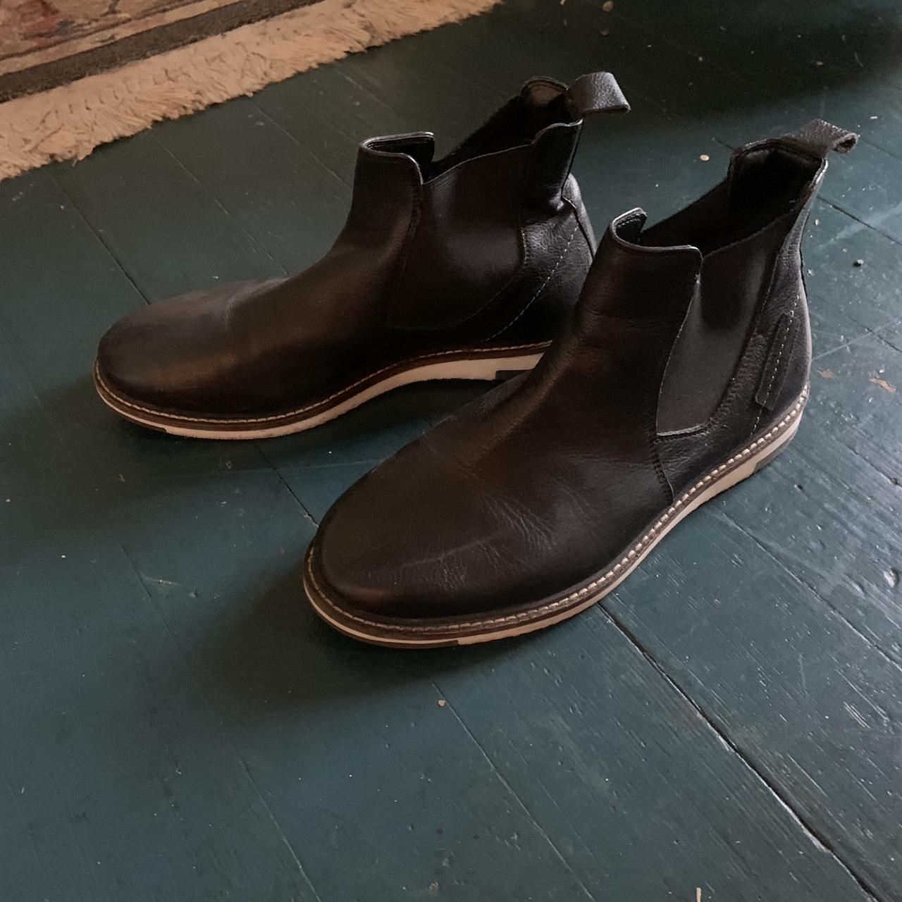 R.M. Williams Gardener Commando Chelsea boots. - Depop