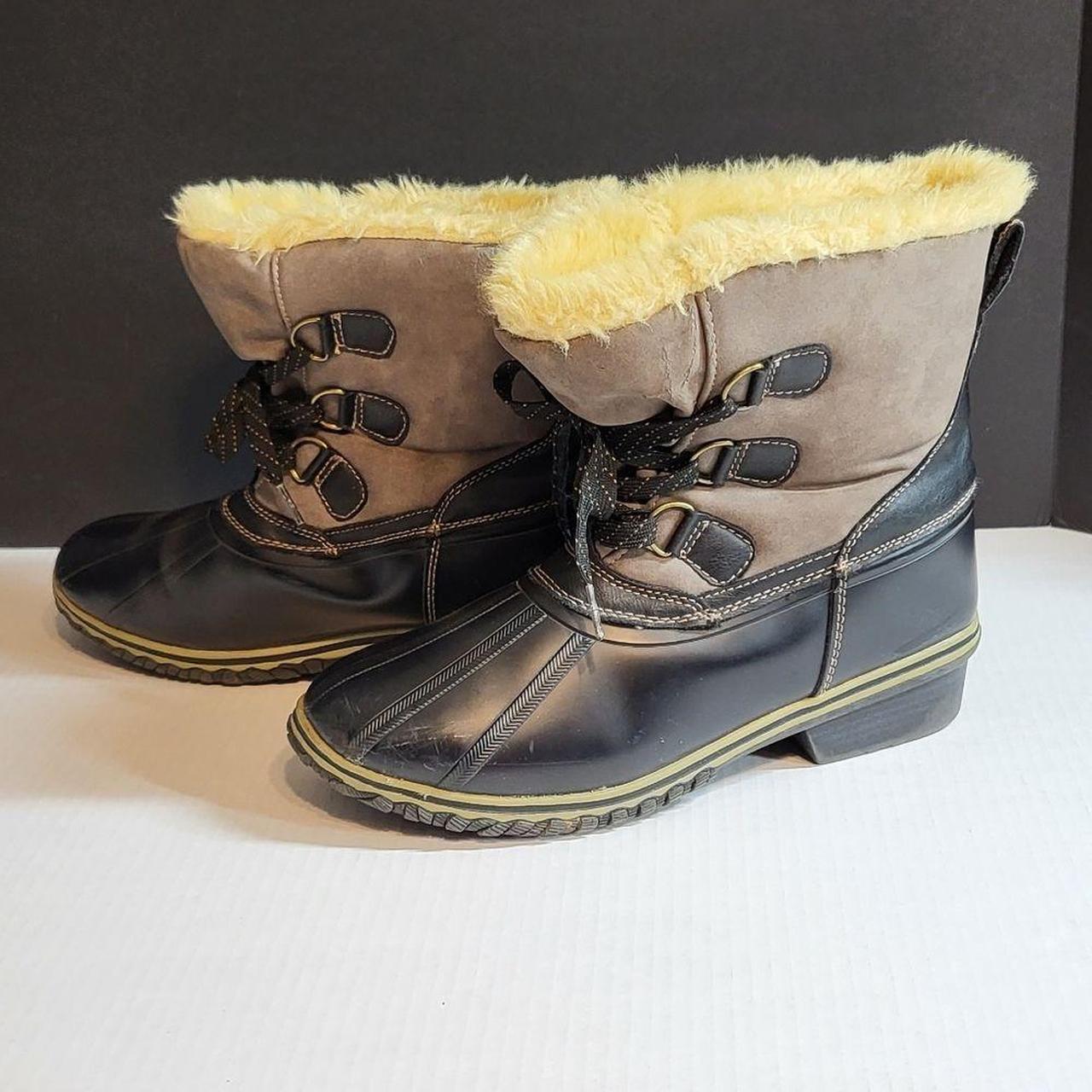 Falls Creek women's thinsulate snow boots. Size 10... - Depop