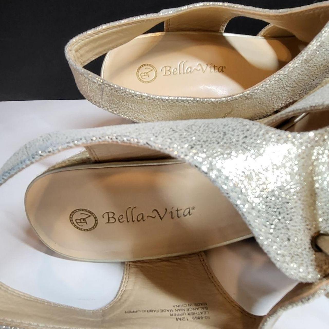 Bella Vita Women's Gold Sandals (7)