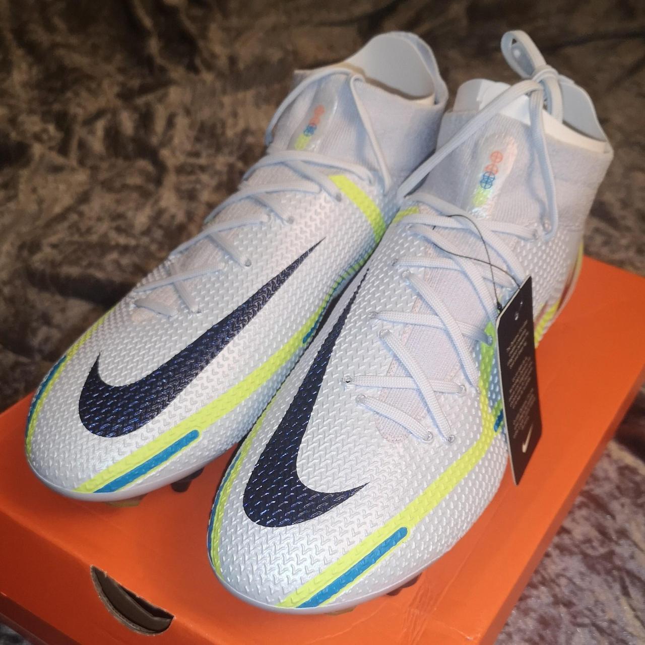 Grey and yellow outlet nike football boots