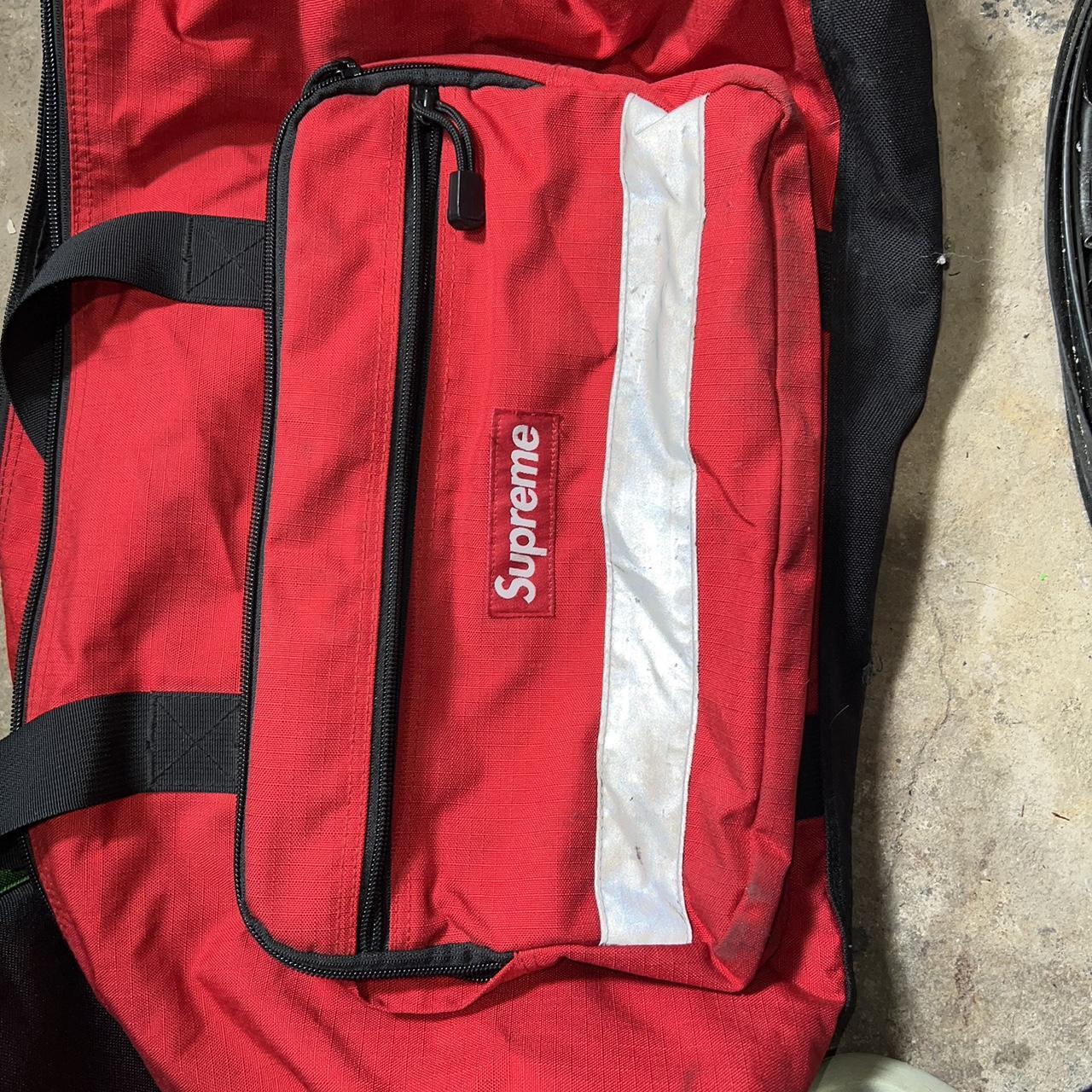 Supreme duffle-bag - Depop