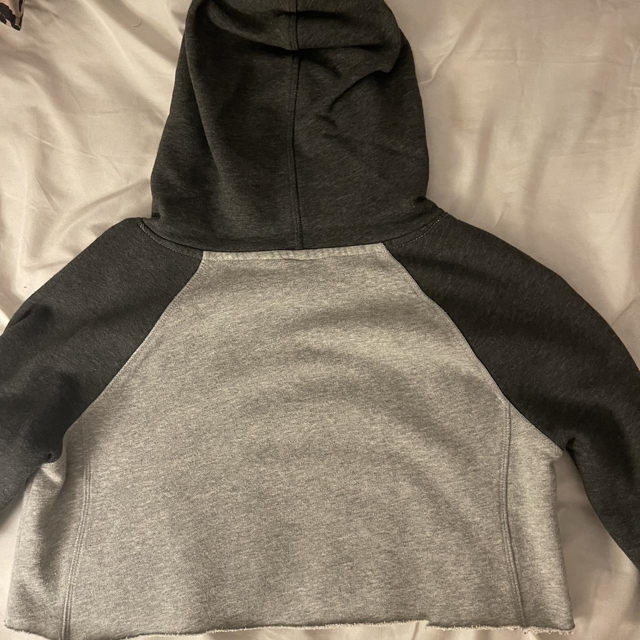 Everlast Women's Grey Hoodie (4)