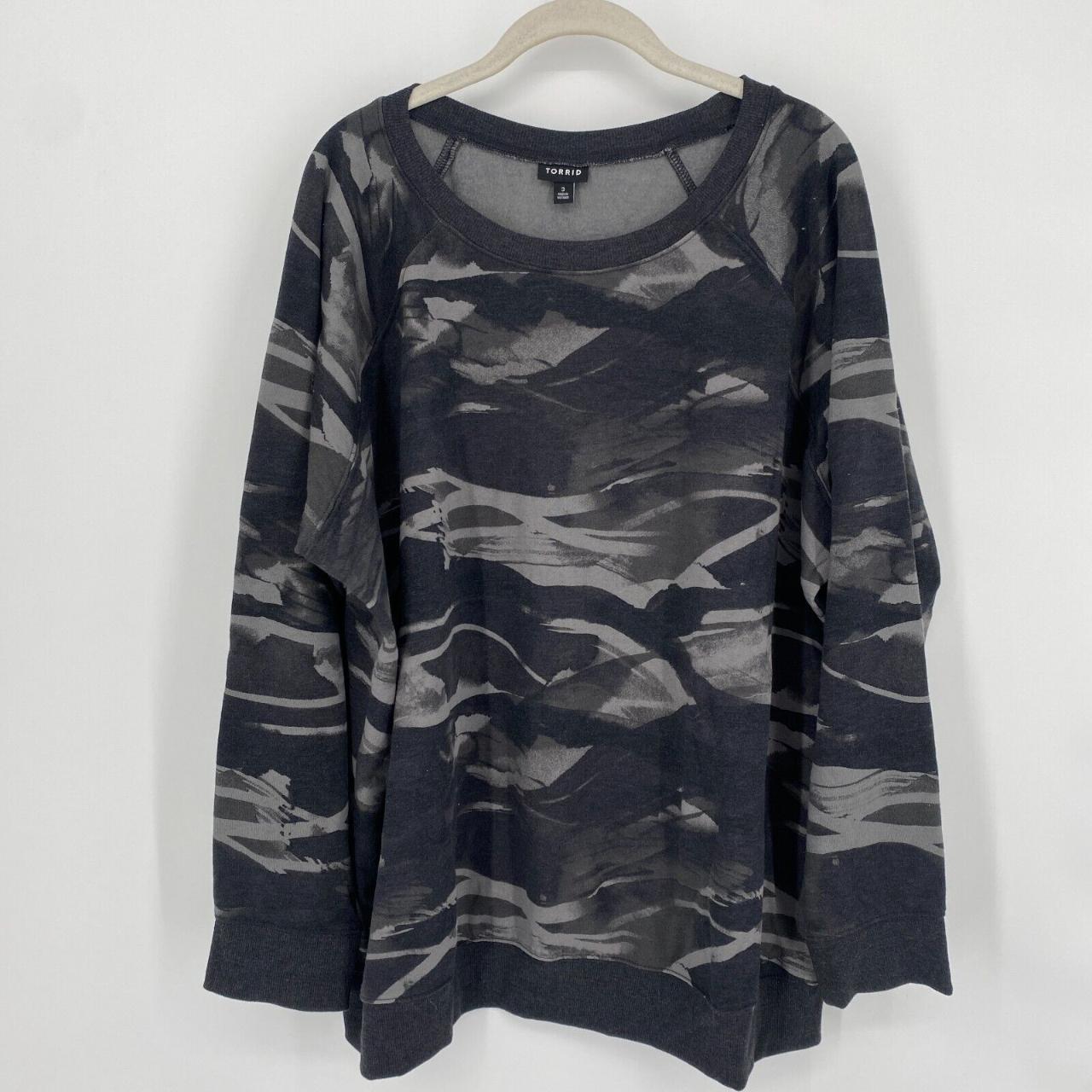 Torrid sweatshirt womens 3x black plus size camo Depop