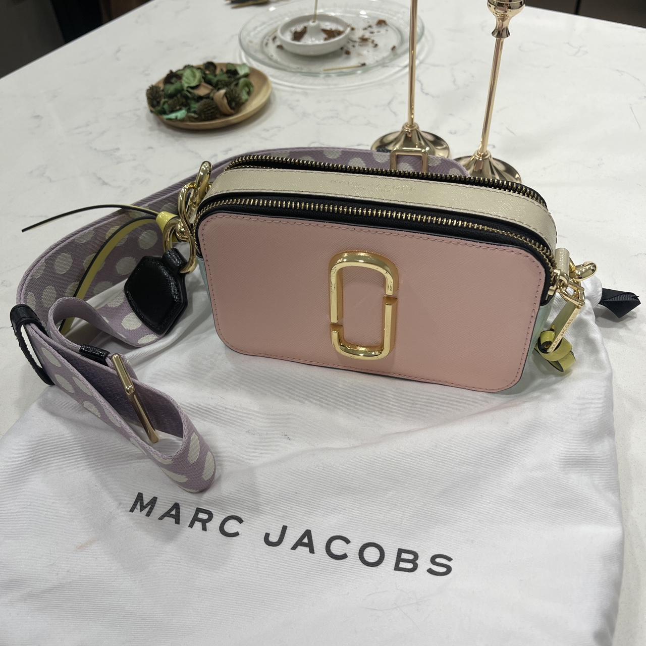 Cream marc discount jacobs snapshot bag