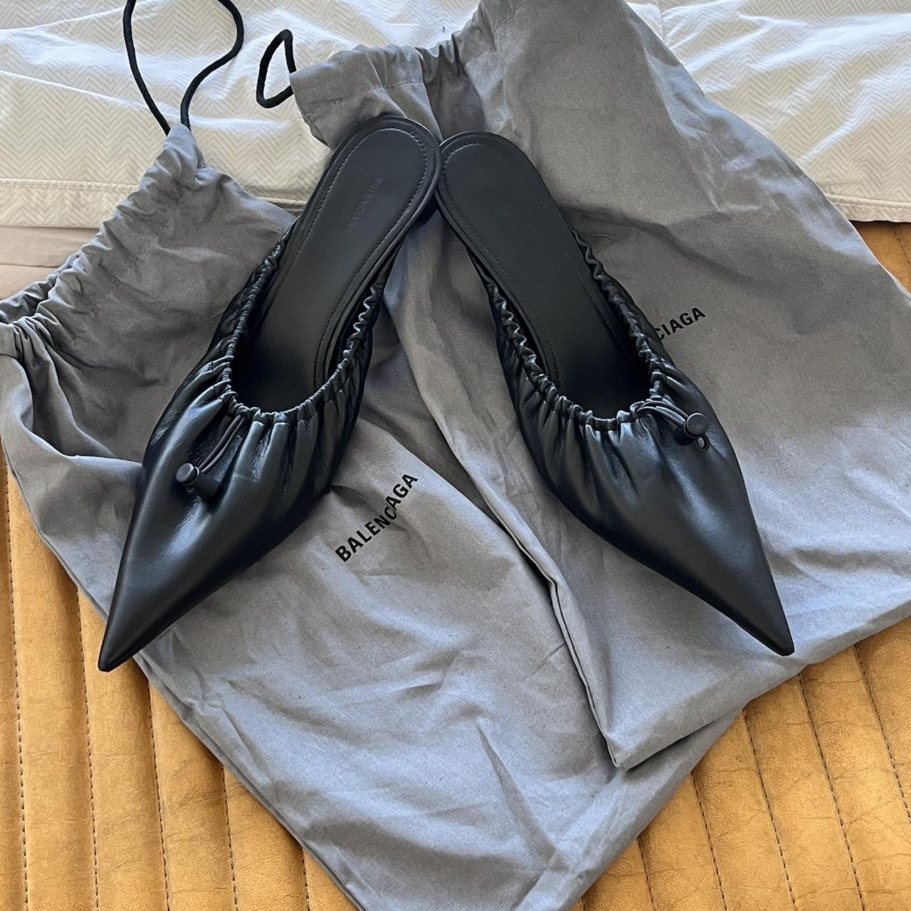 Balenciaga sale pointed flats