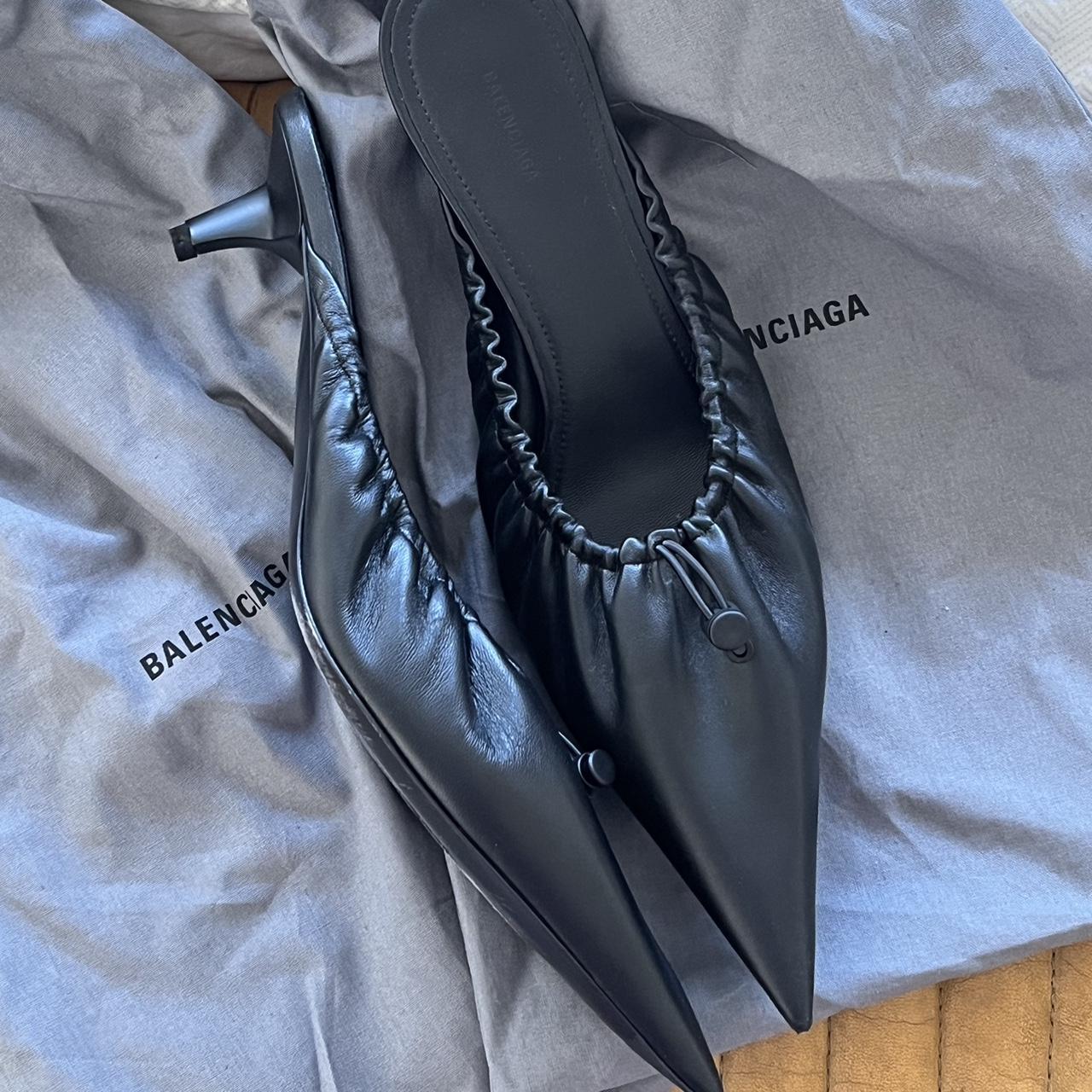 Balenciaga pointed hot sale toe mules