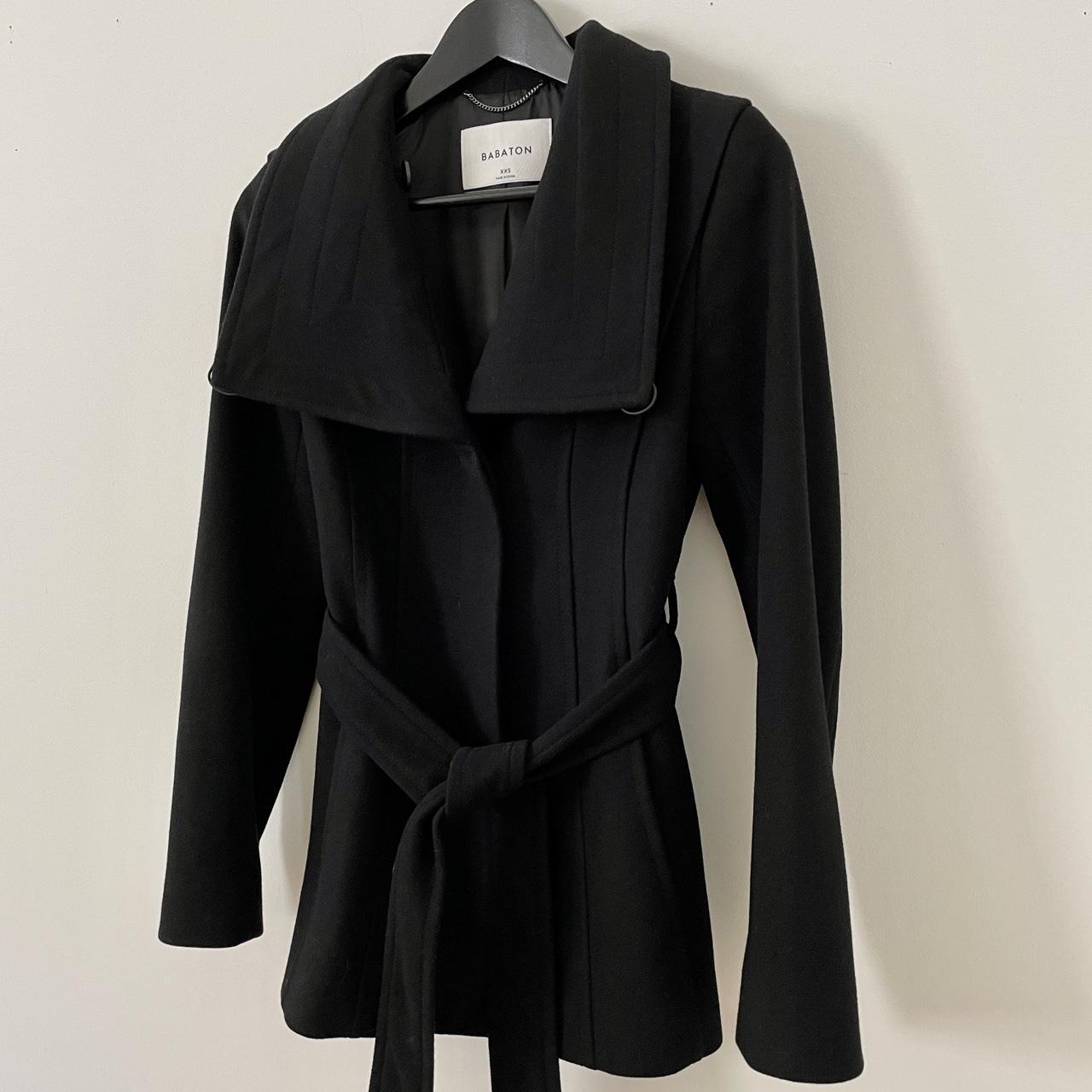 Aritzia Babaton Spencer Coat XXS Color Black