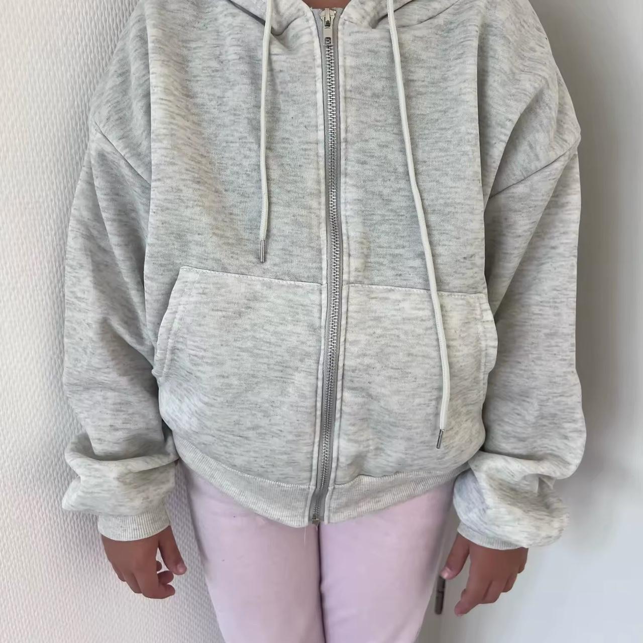 item listed by salesbykhy