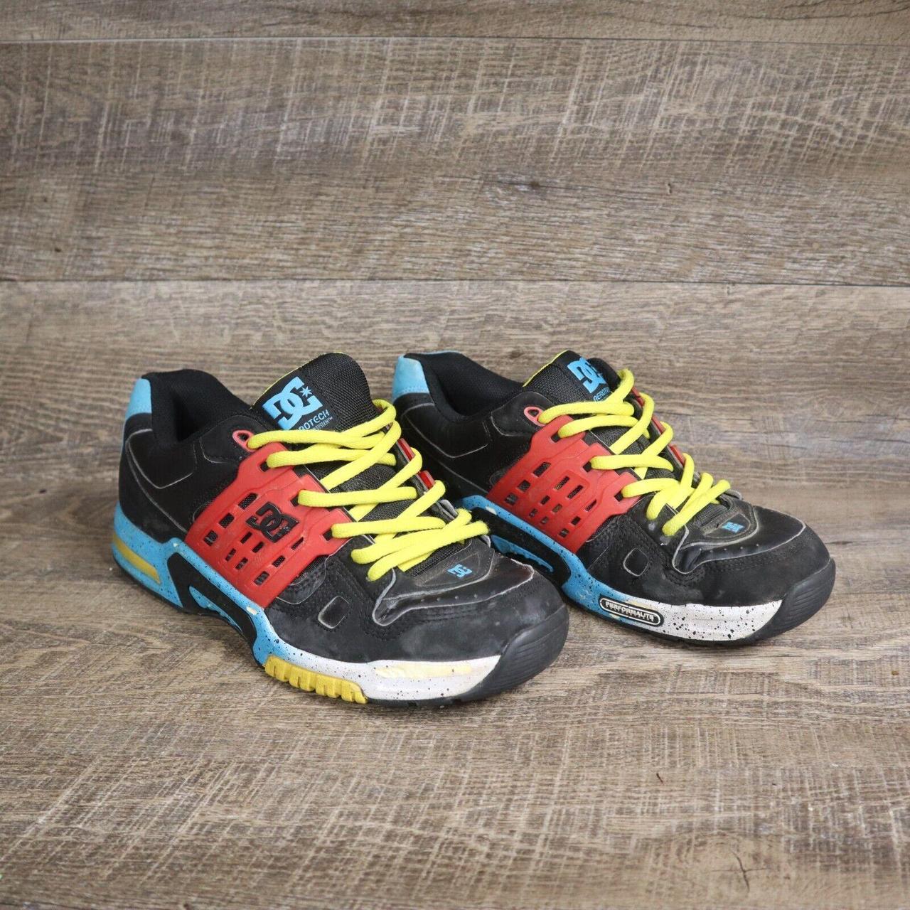 DC Shoes Men's Black and Yellow | Depop