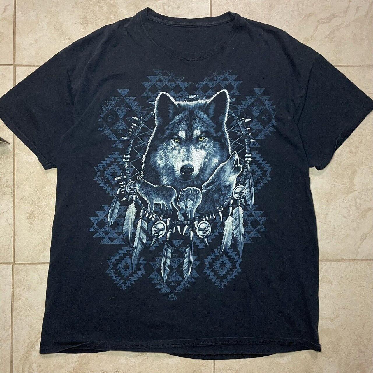 Wolf Men's T-shirt | Depop