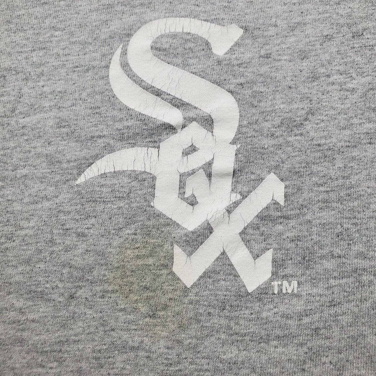 Vintage White Sox Logo Shirt Size: XXL No - Depop