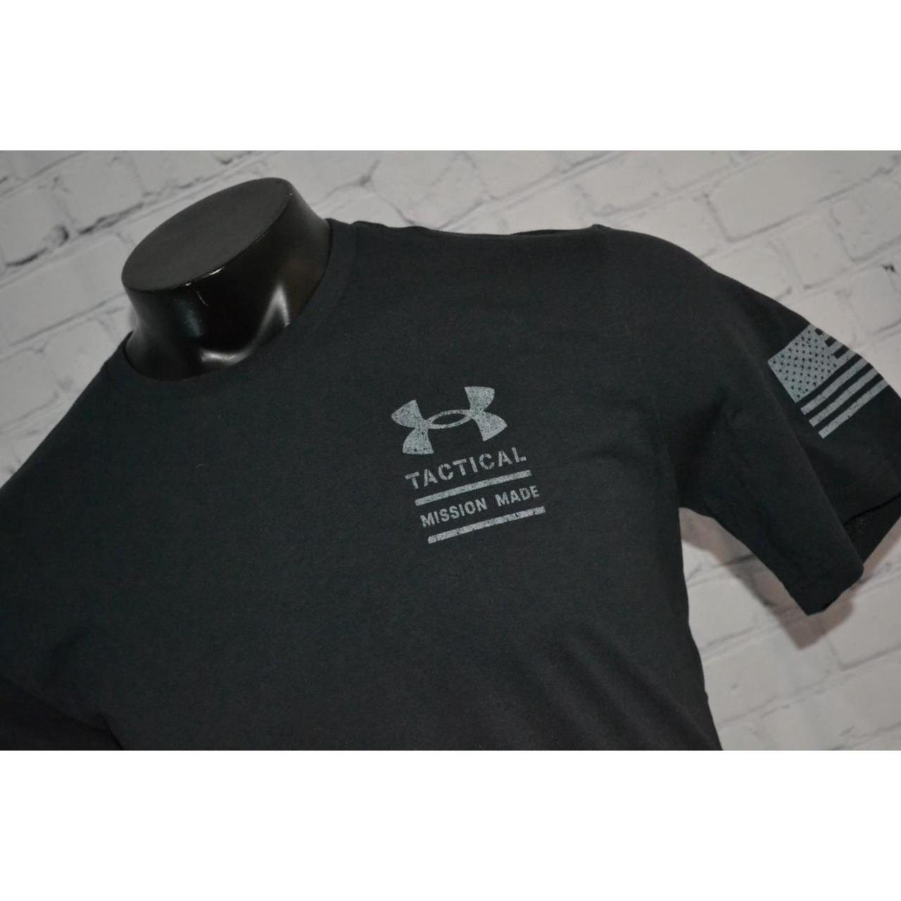 Under Armour Yankees Tshirt Men's Large Loose heat - Depop