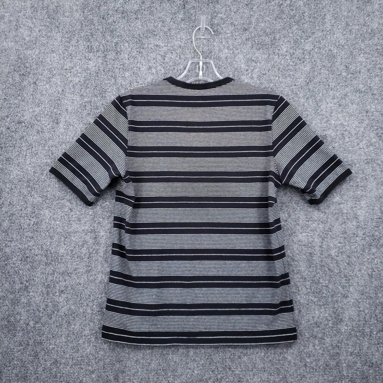 uniqlo ringer tee