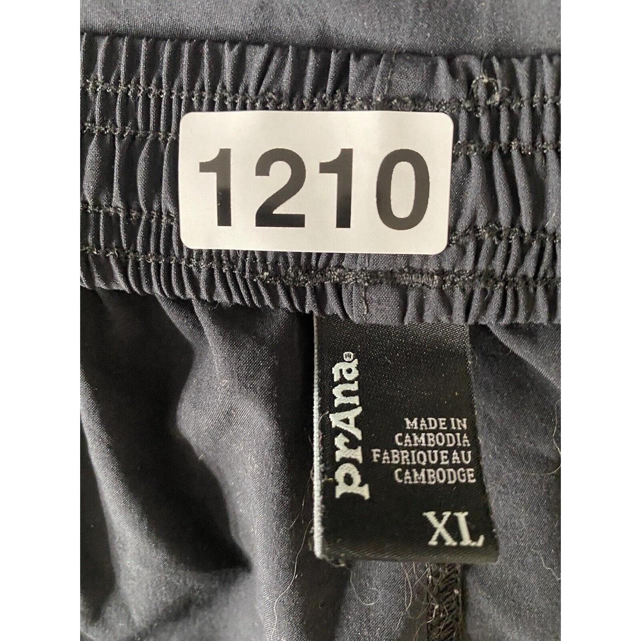 Prana black spandex pants mens size XL Item size... Depop