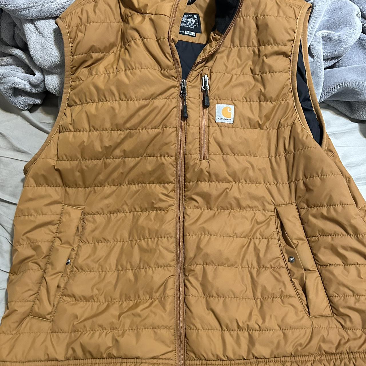 Carhartt Vest sand color size xl worn like 5 times - Depop