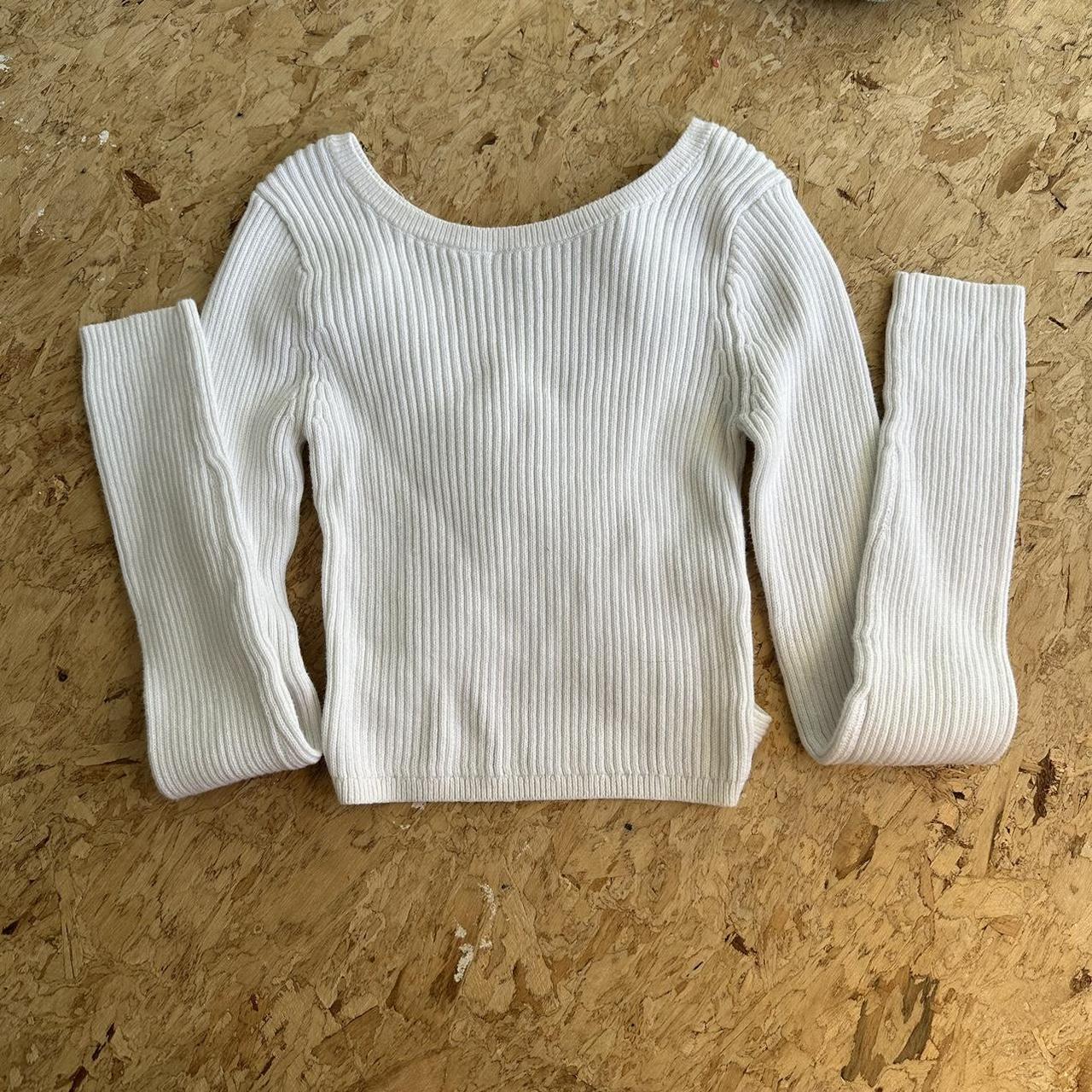 Hollister white outlet jumper