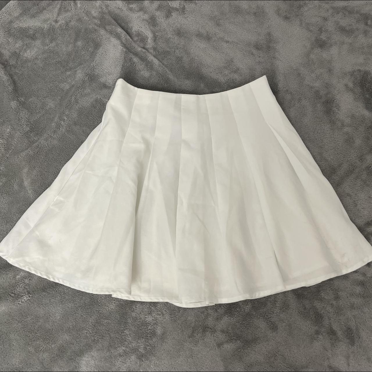 Romwe Women's White Skirt