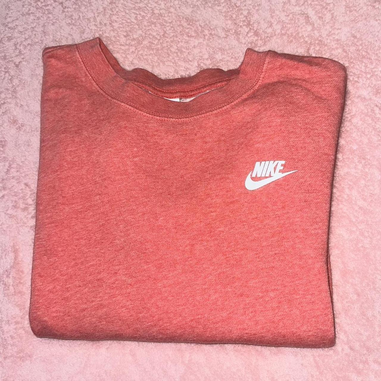 blush pink nike sweatshirt