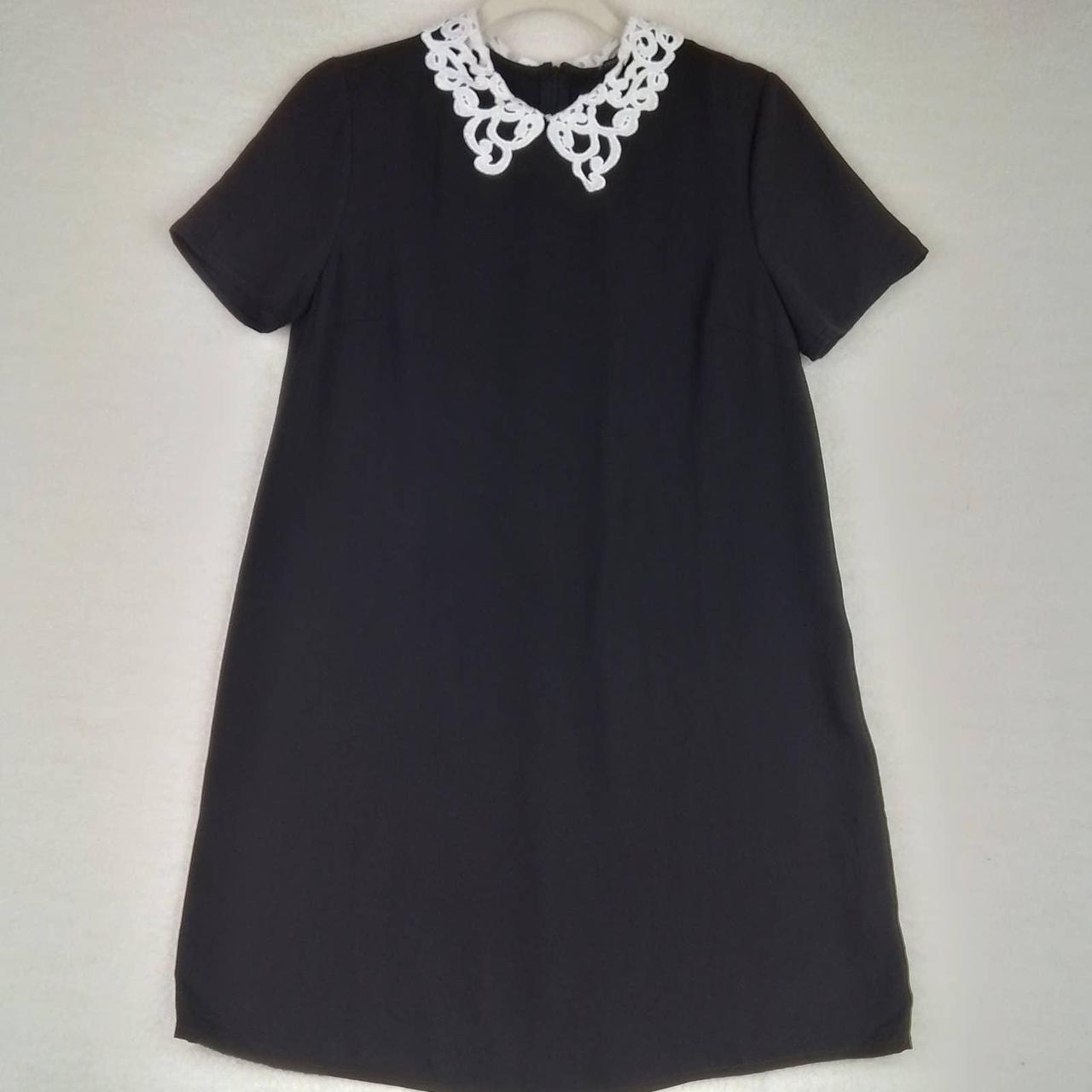 Black dress with white collar hot sale forever 21