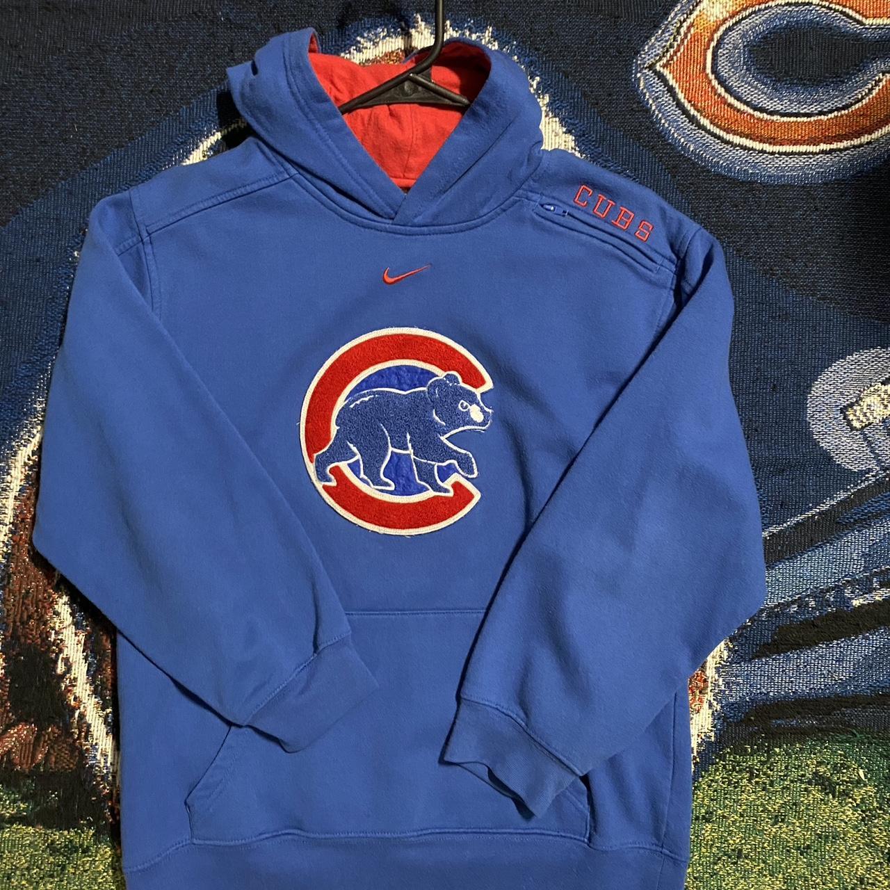 Chicago Cubs x Nike hoodie sz L/M looks a little - Depop