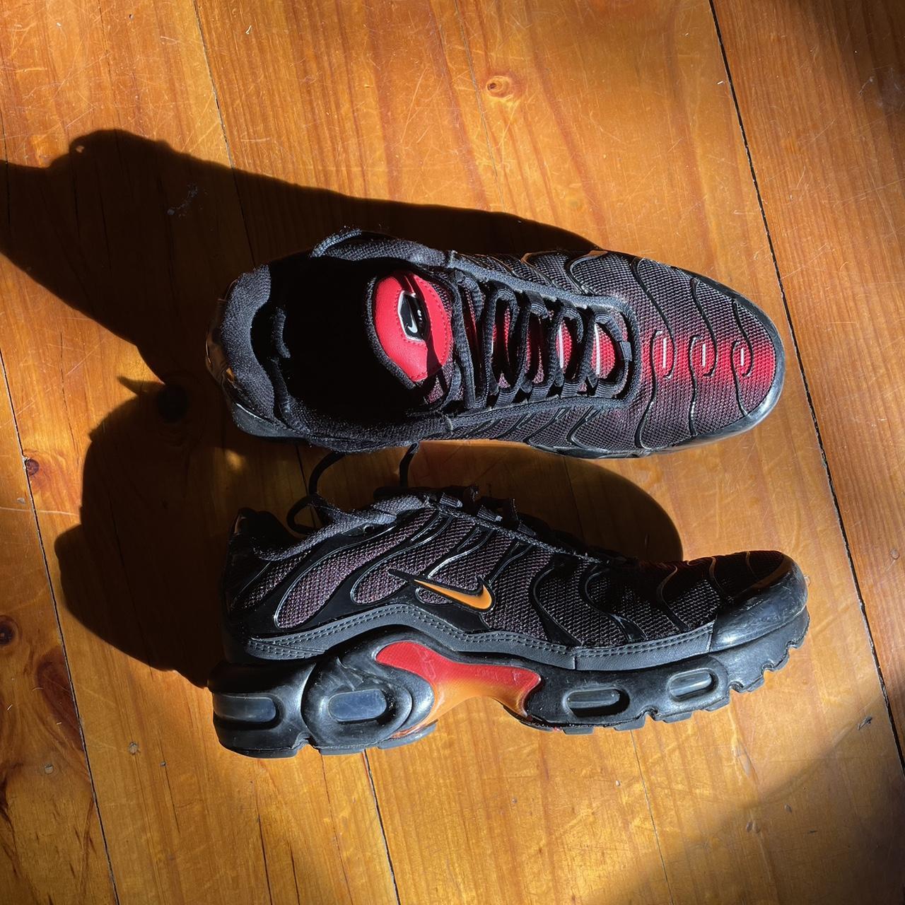 tns black and grey