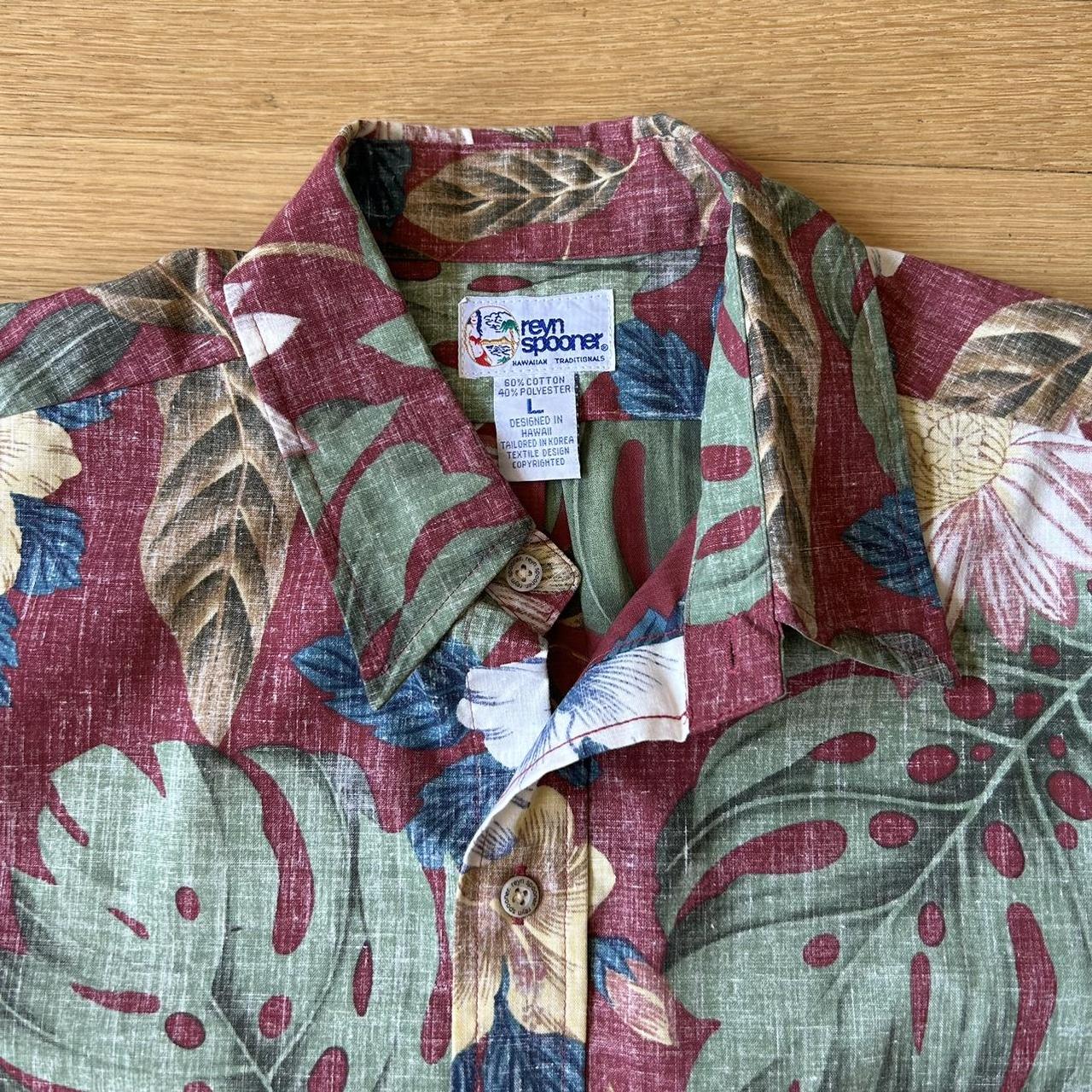 Vintage Reyn Spooner Hawaiian Shirt Size Medium 1990s Made in Hawaii