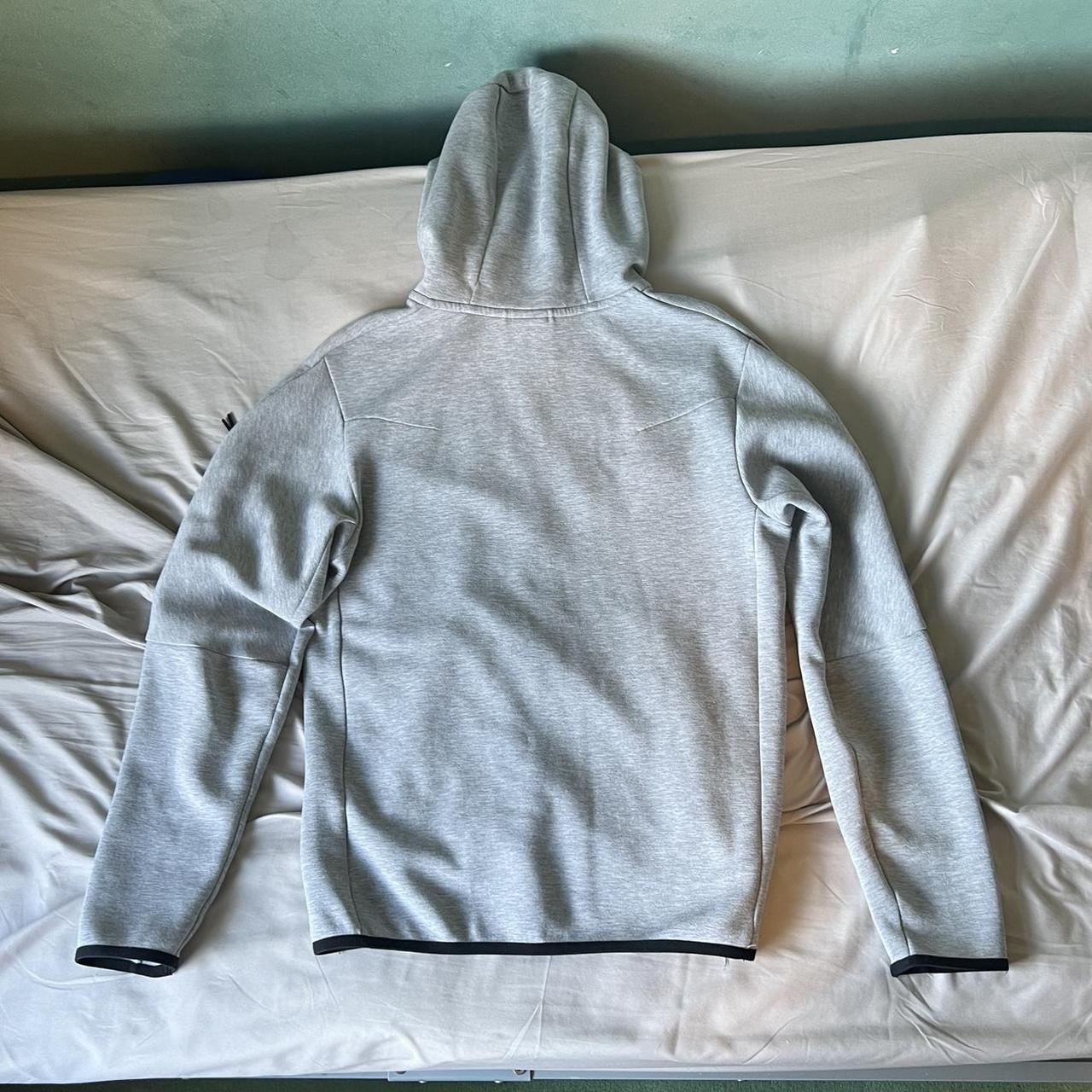 mens nike tech fleece hoodie grey