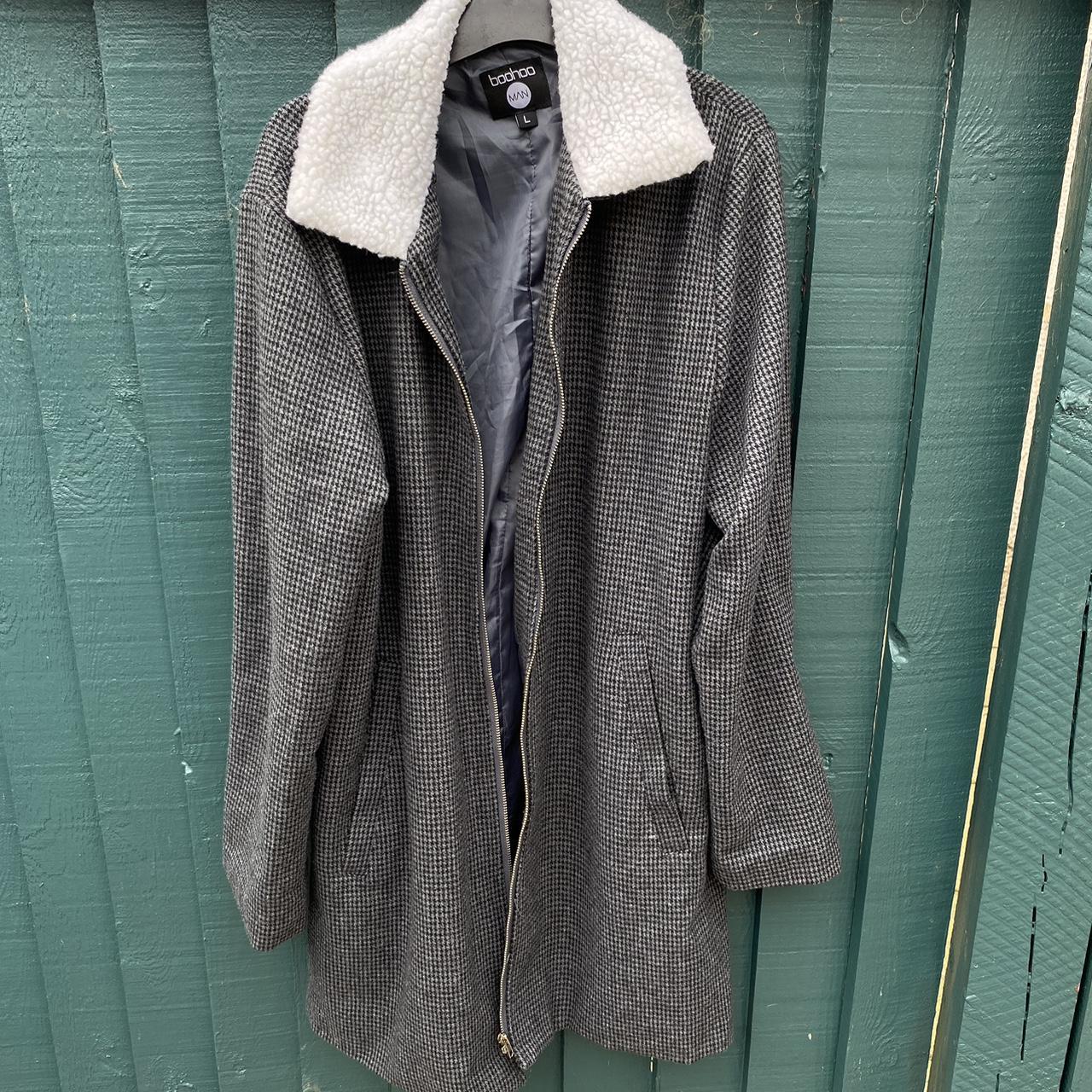 Boohoo white fur grey long coat Size L - Depop