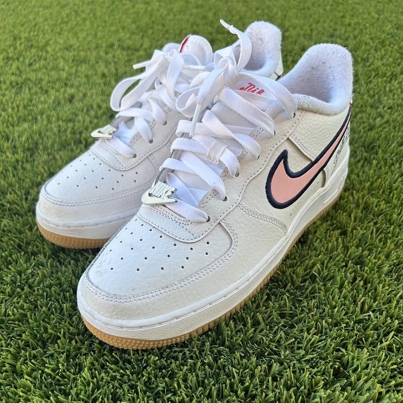 what is the difference between nike air force 1 gs and 07